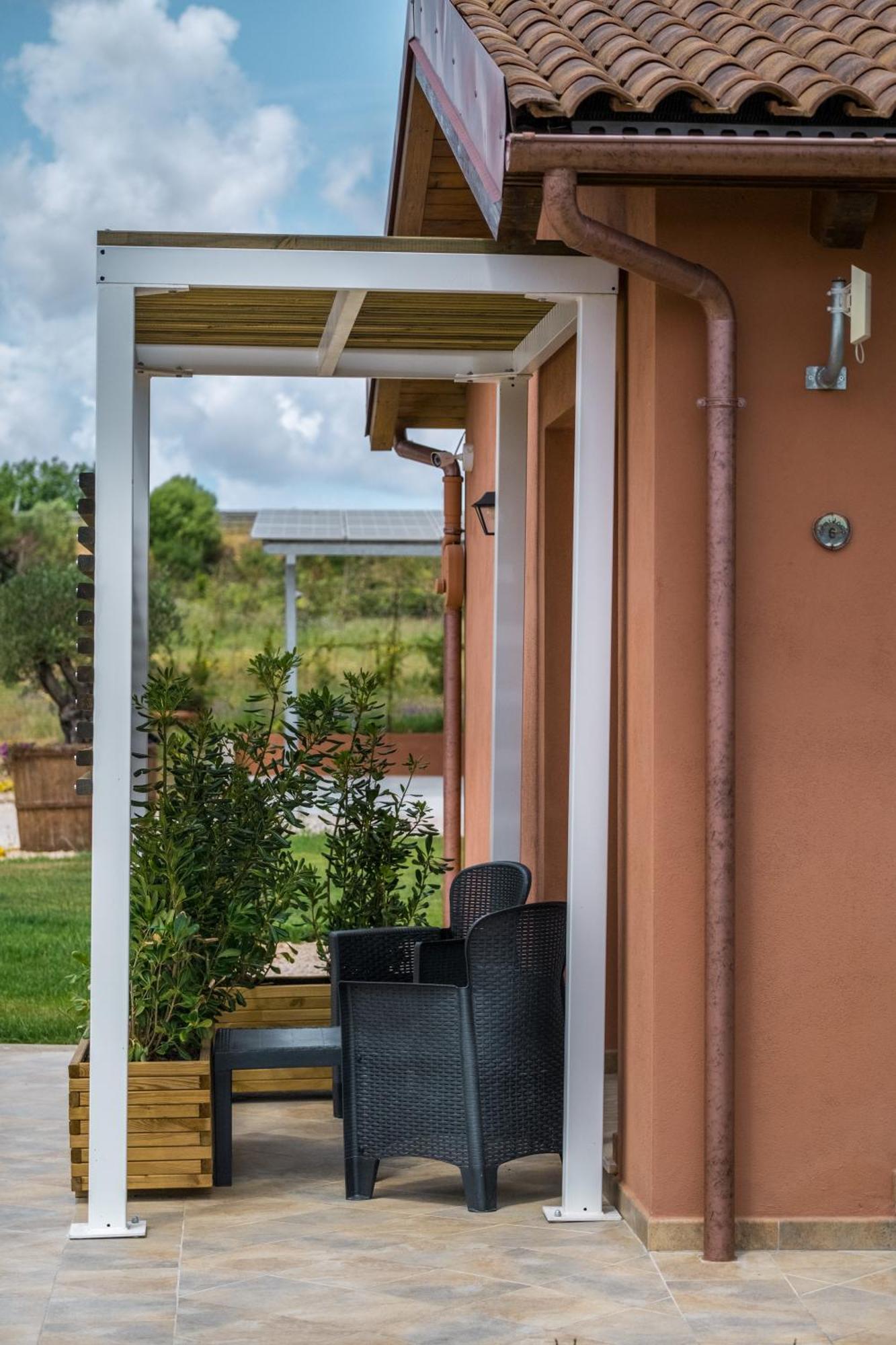 La Vinia Bed&Wine Experience - Adults Only Villa Sassari Room photo